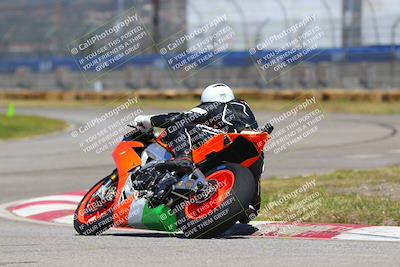 media/Apr-23-2022-Fastrack Riders (Sat) [[cb2d6ae73d]]/LEVEL 3/1115AM TURN 3 AND 4/